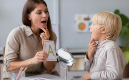 Speech Therapy for Autism: 5 Life-Changing Benefits